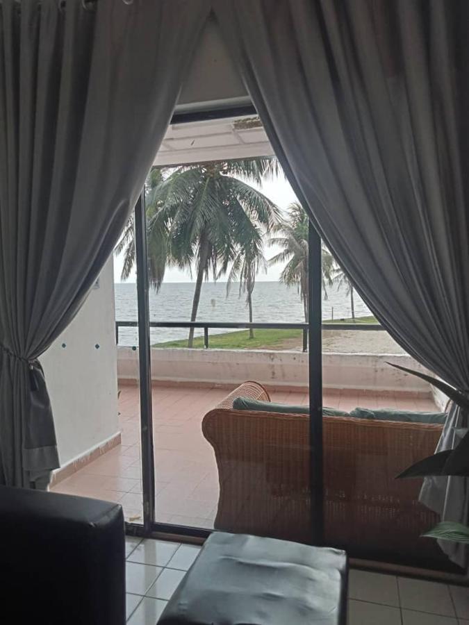 Pd Seaview Corus Paradise Lagoon Port Dickson Exteriör bild