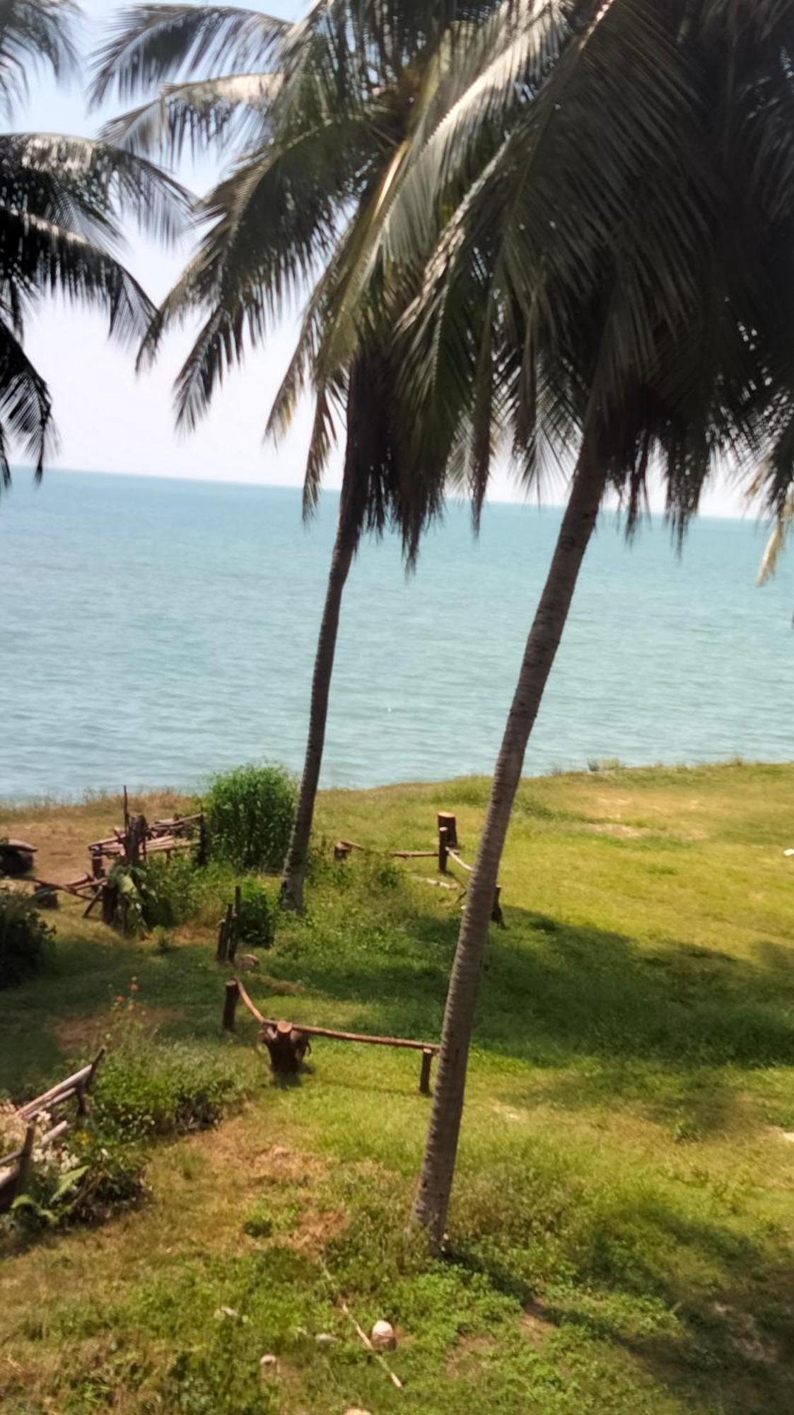 Pd Seaview Corus Paradise Lagoon Port Dickson Exteriör bild