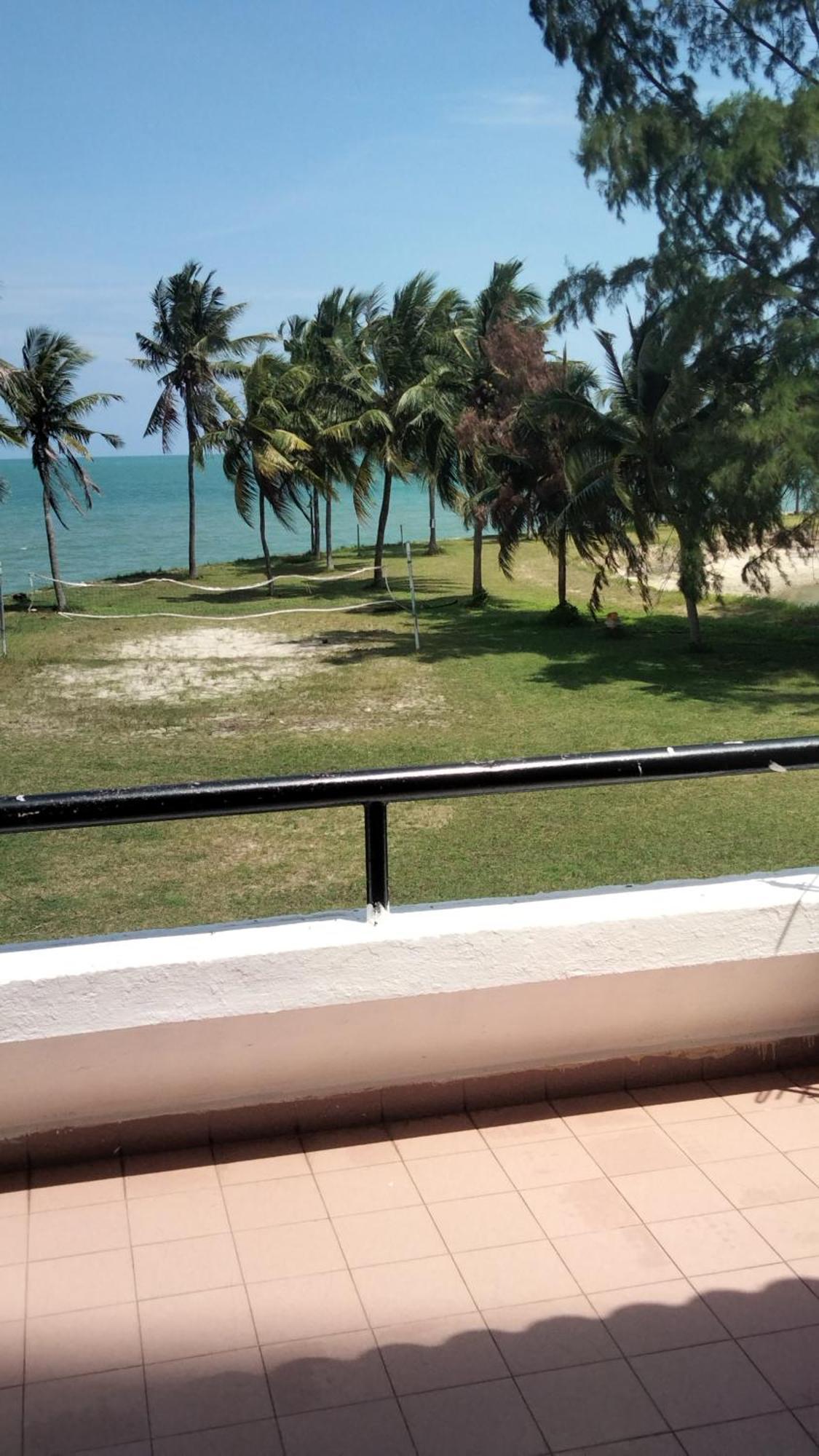 Pd Seaview Corus Paradise Lagoon Port Dickson Exteriör bild